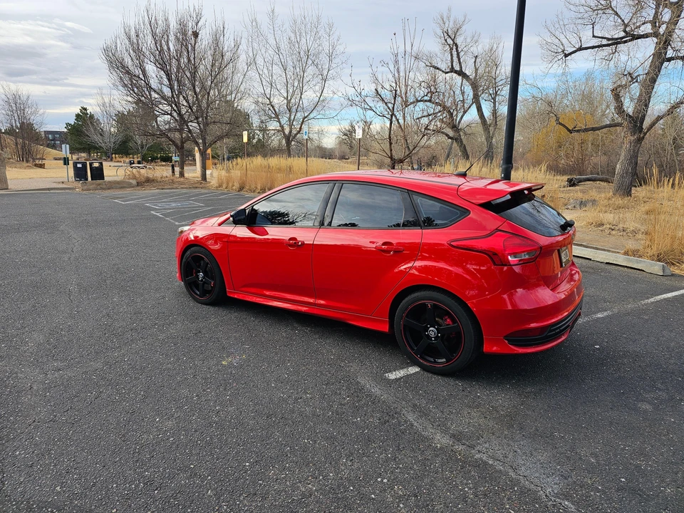 2015 Ford Focus ST 3rd Gen - Image 9 of 31