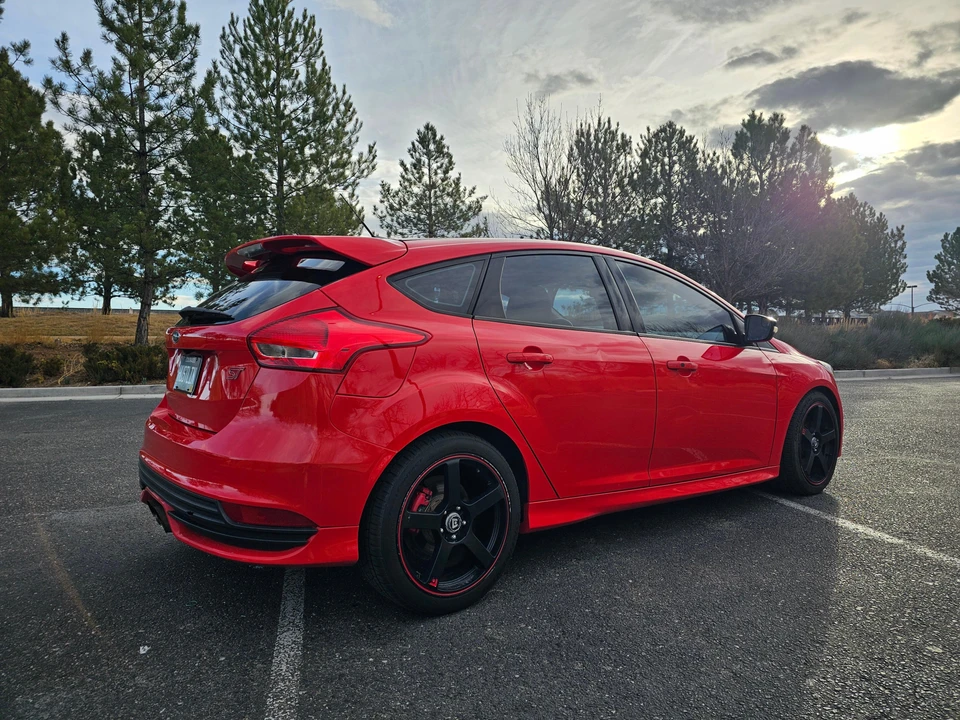 2015 Ford Focus ST 3rd Gen - Image 11 of 31