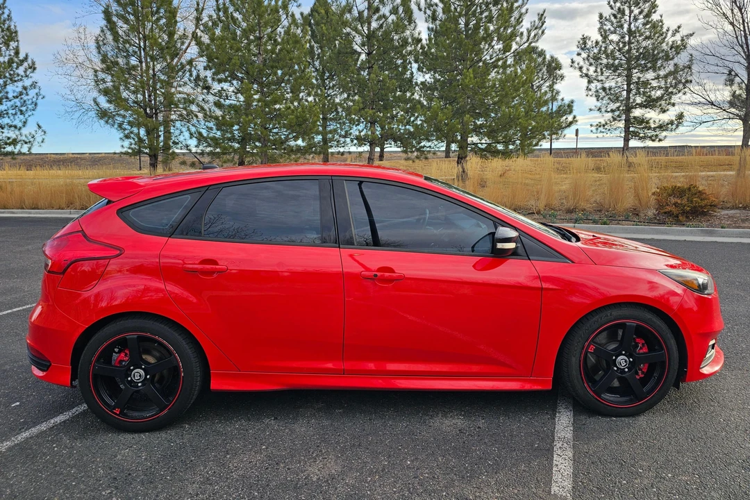 2015 Ford Focus ST 3rd Gen - Image 3 of 31