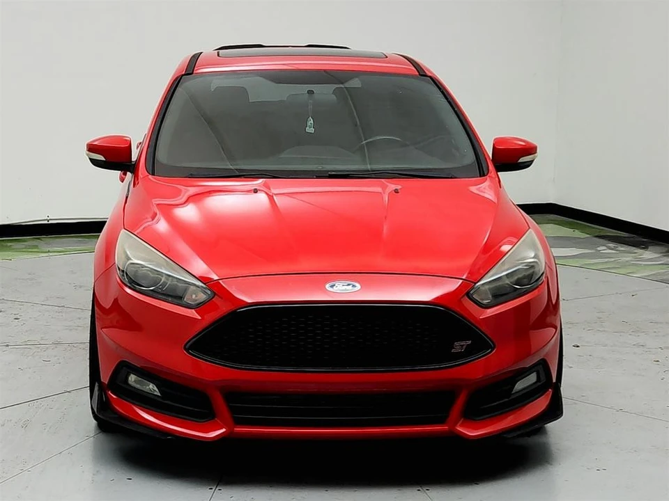 2015 Ford Focus 3rd Gen - Image 2 of 12