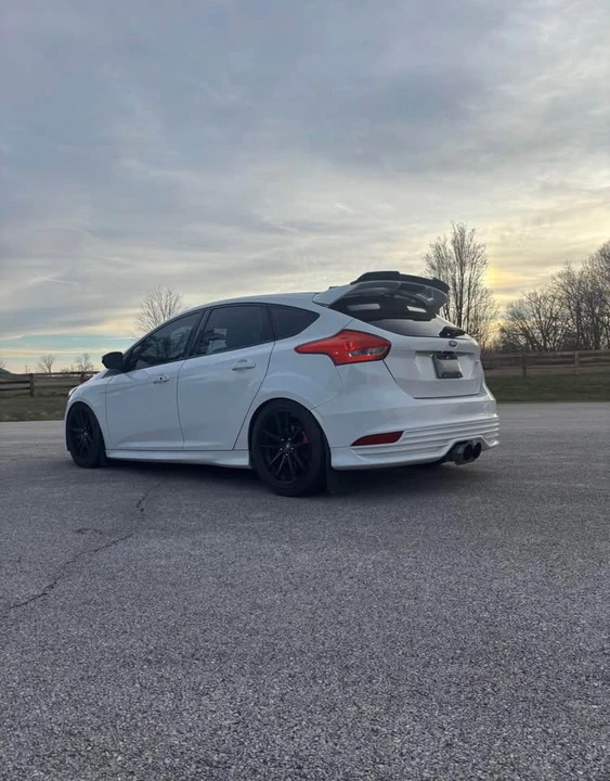 2015 Ford Focus ST 3rd Gen - Image 5 of 15