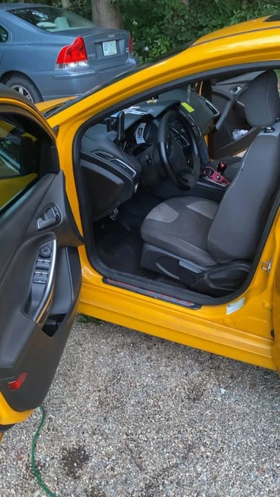 2015 Ford Focus ST 3rd Gen - Image 2 of 11