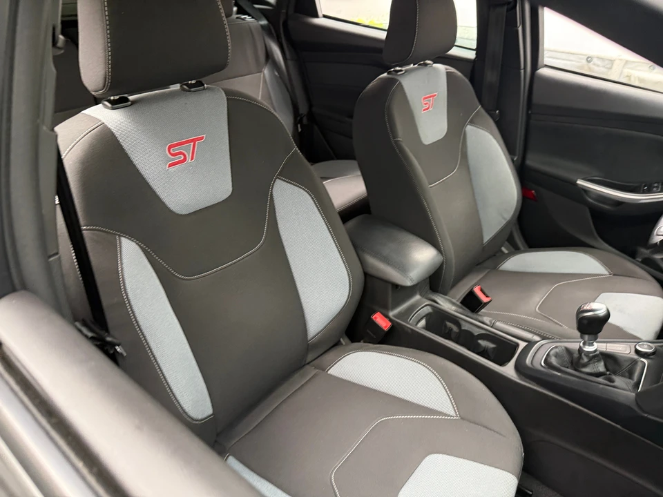 2015 Ford Focus ST 3rd Gen - Image 6 of 17