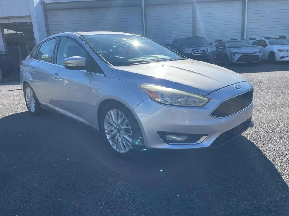 2015 Ford Focus 3rd Gen - Image 2 of 20
