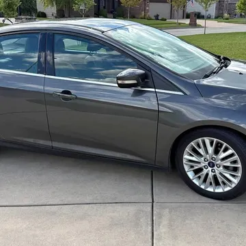 2015 Ford Focus Titanium Sedan 4D