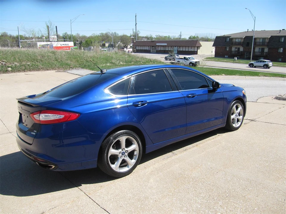 2015 Ford Fusion 2nd Gen - Image 4 of 20