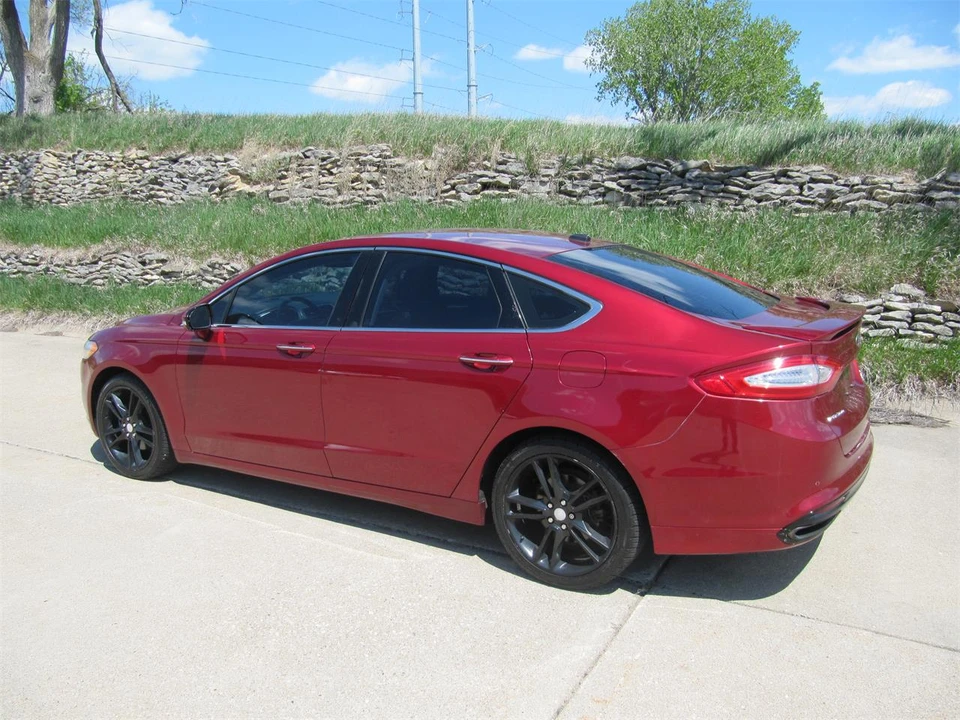 2015 Ford Fusion 2nd Gen - Image 2 of 26
