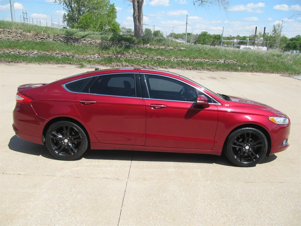 2015 Ford Fusion 2nd Gen - Image 10 of 26