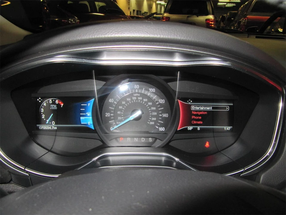 2015 Ford Fusion 2nd Gen - Image 14 of 26