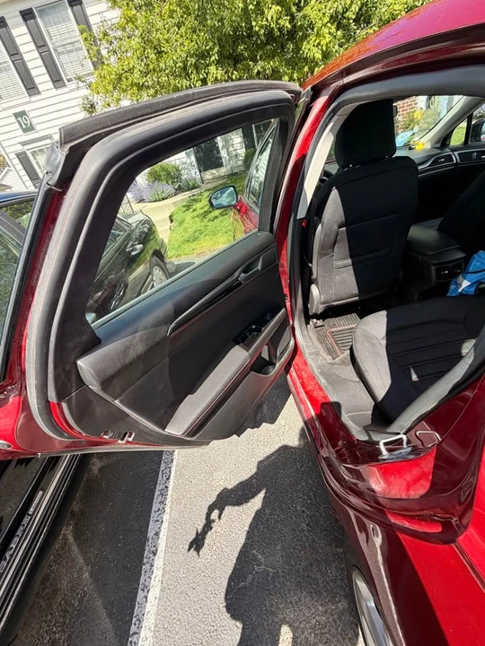 2015 Ford Fusion 2nd Gen - Image 12 of 16
