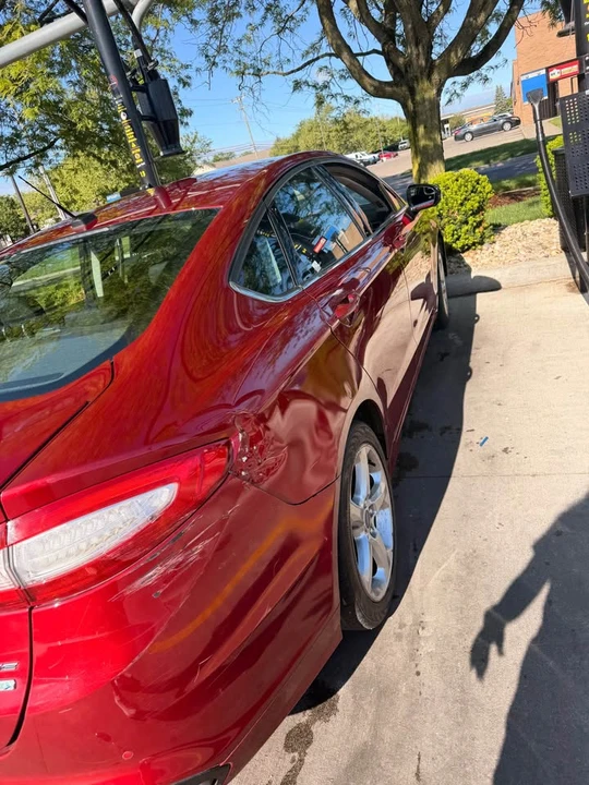 2015 Ford Fusion 2nd Gen - Image 2 of 16