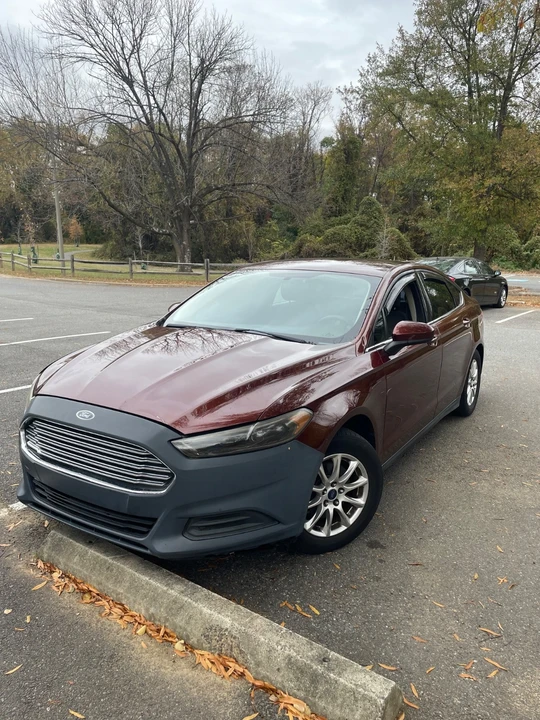 2015 Ford Fusion 2nd Gen - Image 2 of 9