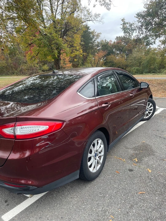 2015 Ford Fusion 2nd Gen - Image 4 of 9