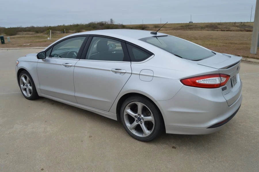 2015 Ford Fusion 2nd Gen - Image 2 of 4