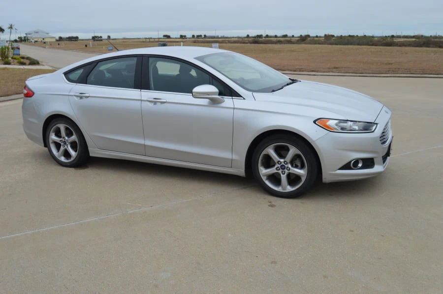 2015 Ford Fusion 2nd Gen - Image 4 of 4