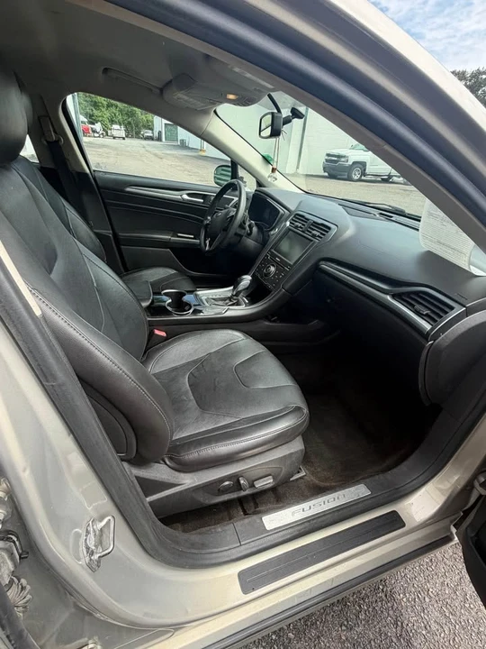 2015 Ford Fusion 2nd Gen - Image 5 of 6