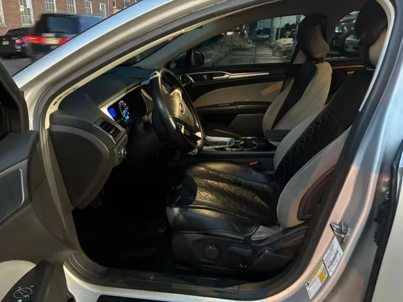 2015 Ford Fusion 2nd Gen - Image 10 of 12