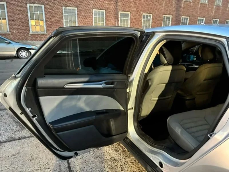 2015 Ford Fusion 2nd Gen - Image 8 of 12