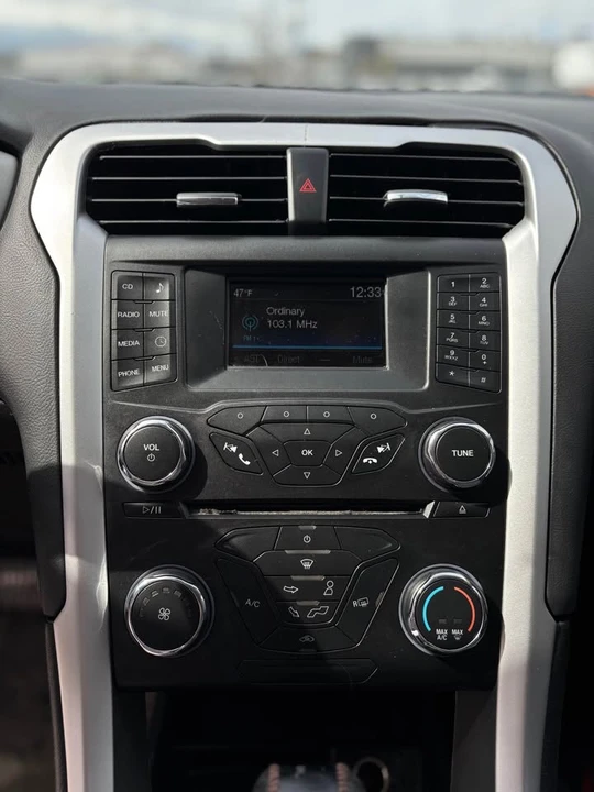 2015 Ford Fusion 2nd Gen - Image 10 of 17