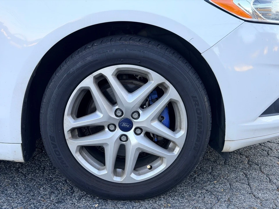 2015 Ford Fusion 2nd Gen - Image 12 of 21