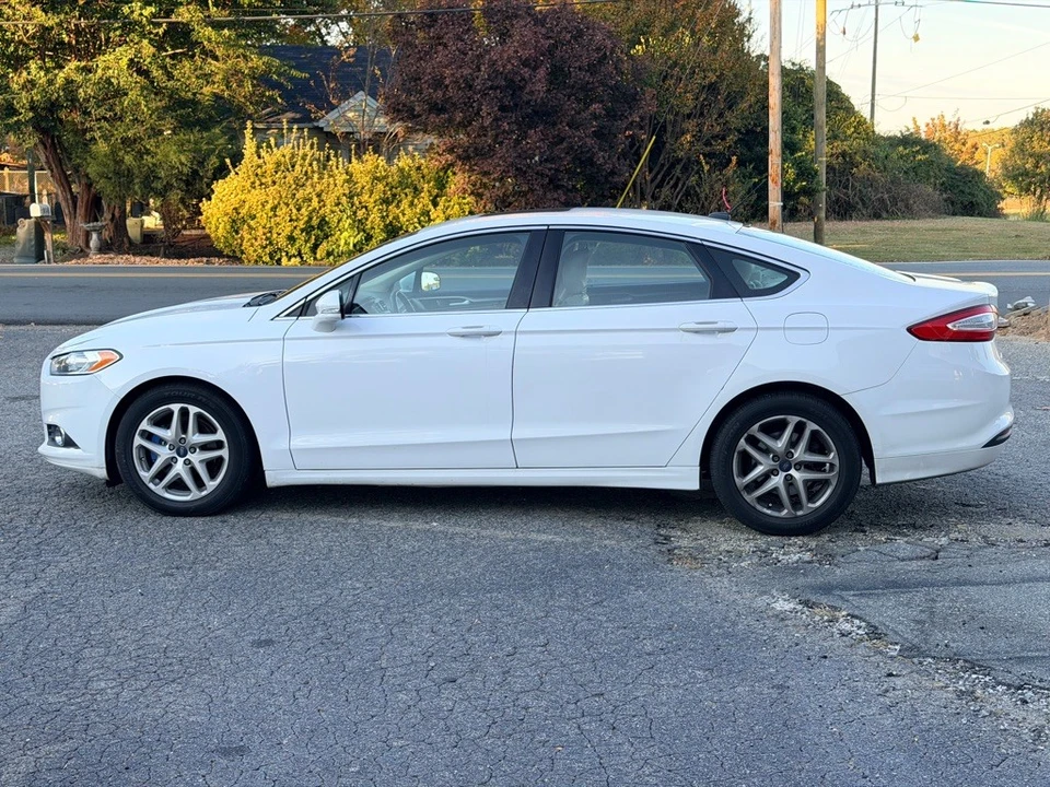 2015 Ford Fusion 2nd Gen - Image 10 of 21