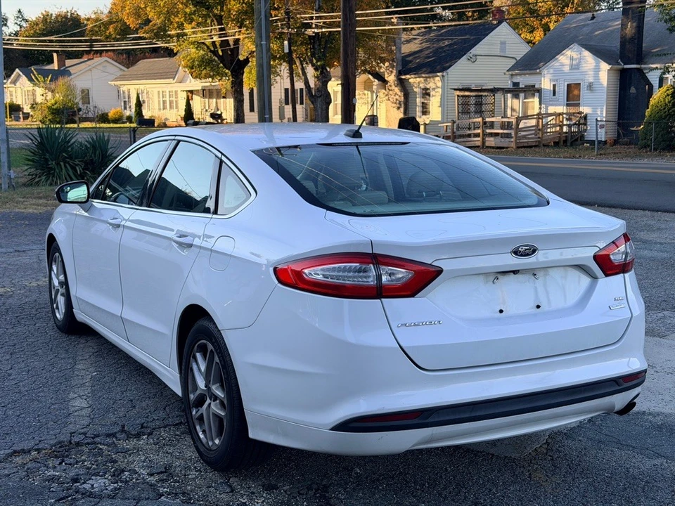 2015 Ford Fusion 2nd Gen - Image 9 of 21
