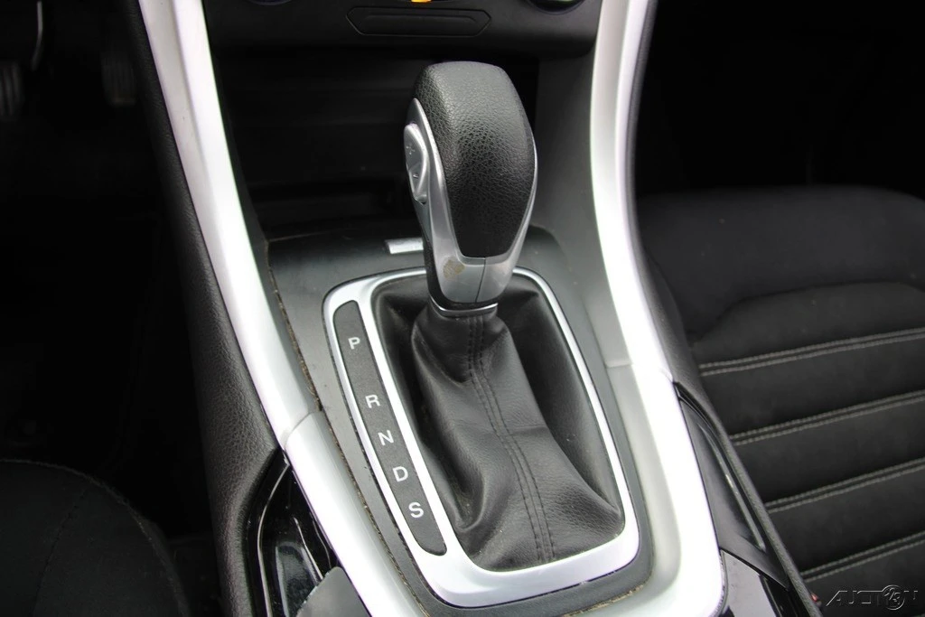 2015 Ford Fusion 2nd Gen - Image 16 of 21