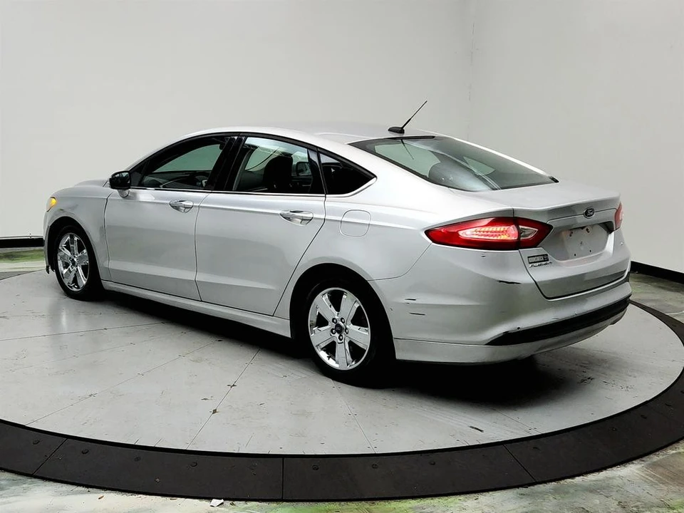 2015 Ford Fusion 2nd Gen - Image 7 of 12