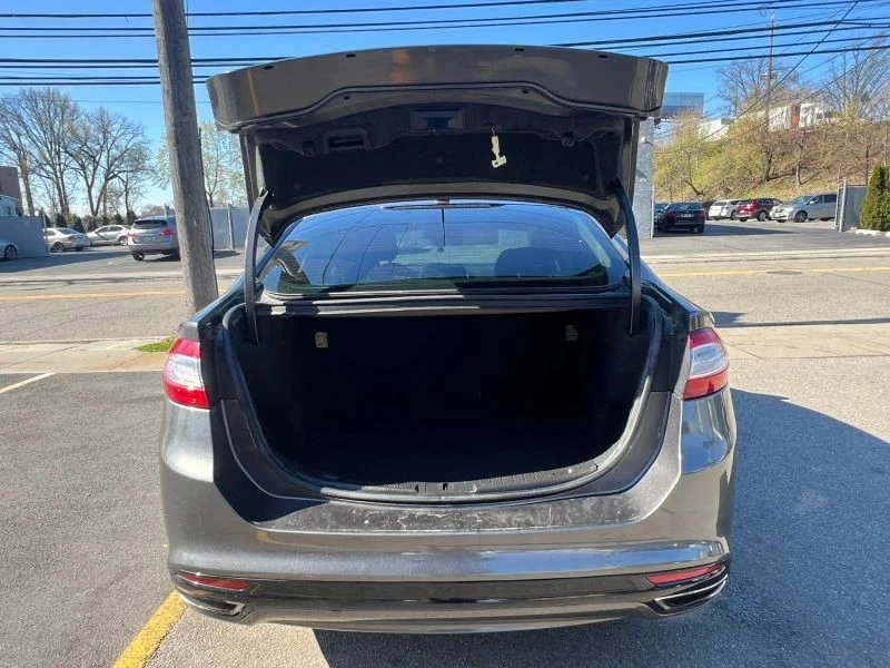 2015 Ford Fusion 2nd Gen - Image 9 of 12