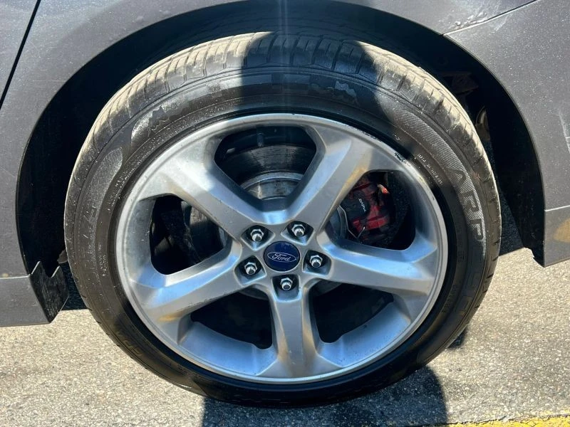 2015 Ford Fusion 2nd Gen - Image 10 of 12