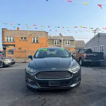 2015 Ford Fusion SE Sedan 4D