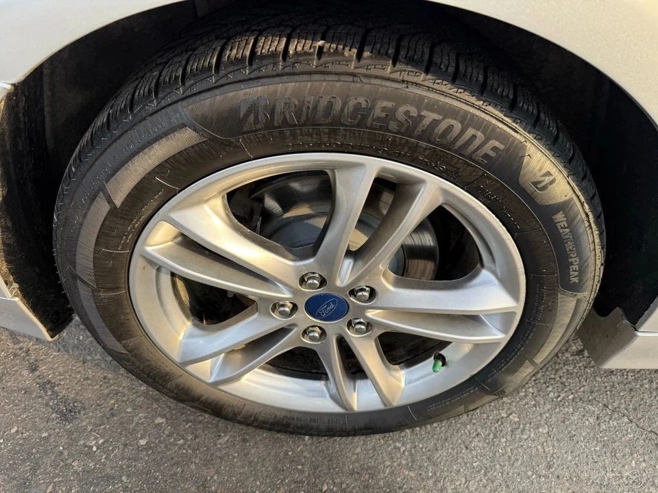 2015 Ford Fusion 2nd Gen - Image 11 of 12