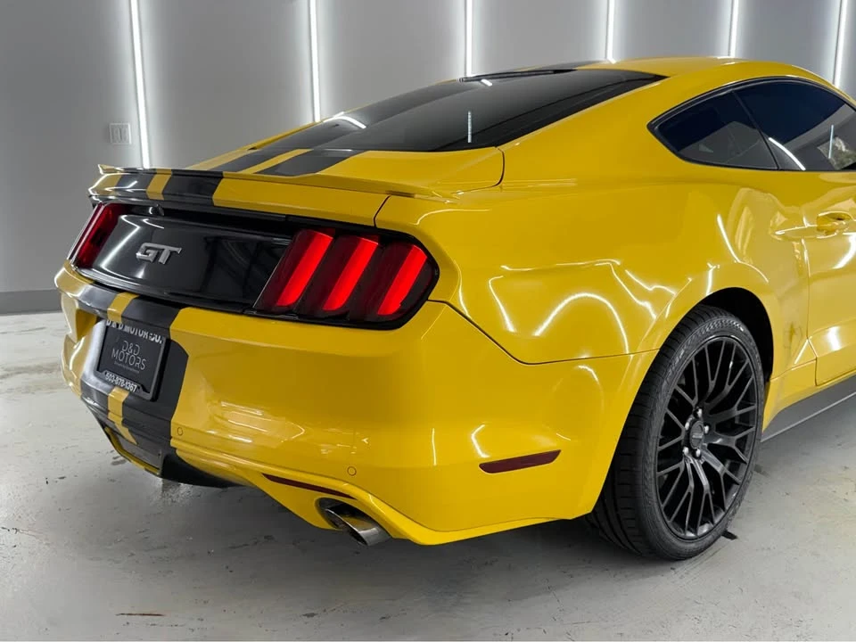 2015 Ford GT - Image 11 of 20