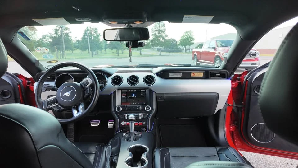 2015 Ford GT - Image 12 of 14