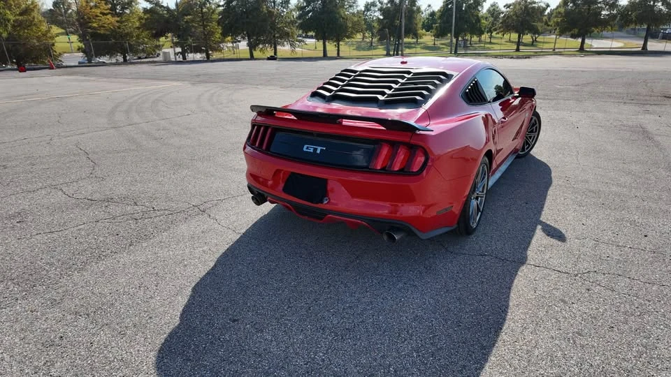 2015 Ford GT - Image 7 of 14