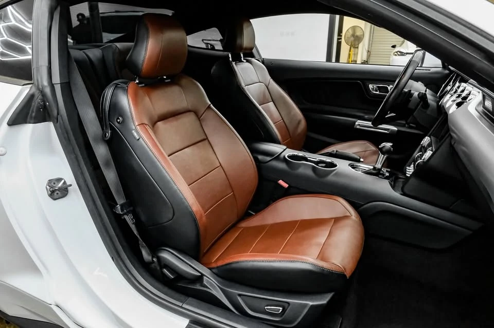 2015 Ford GT - Image 4 of 9