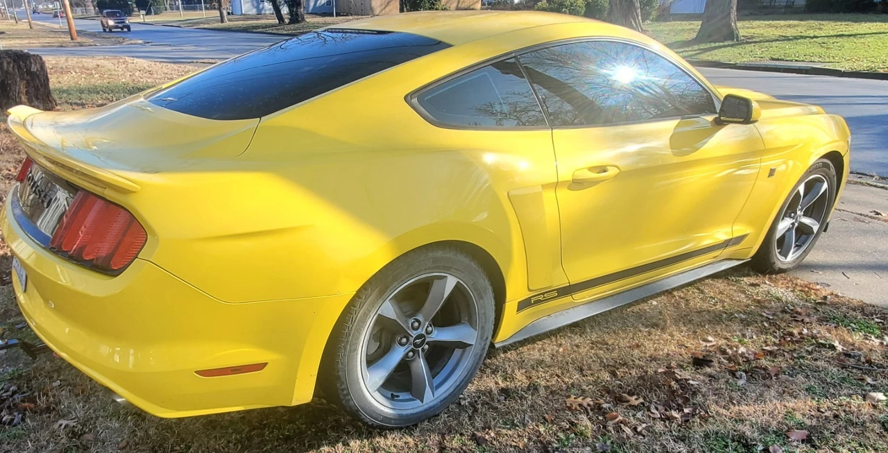 2015 Ford S550 Mustang - Image 8 of 21