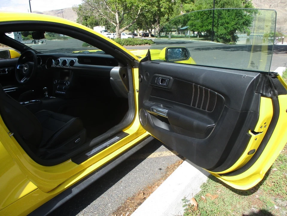 2015 Ford S550 Mustang - Image 6 of 21