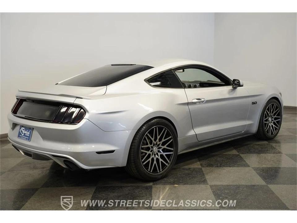 2015 Ford S550 Mustang - Image 13 of 31