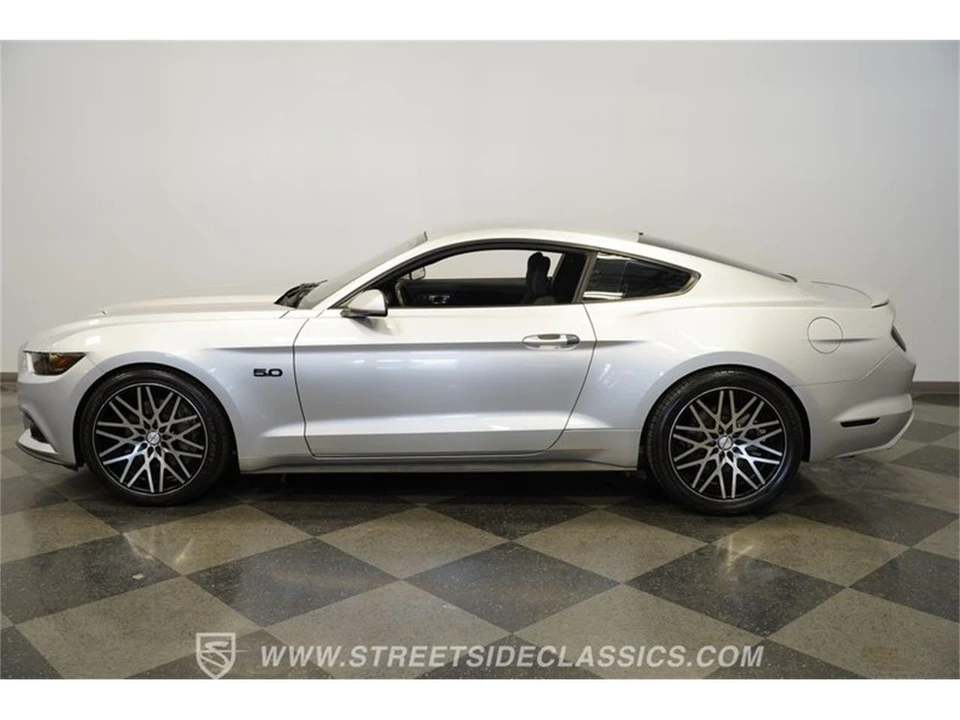 2015 Ford S550 Mustang - Image 8 of 31