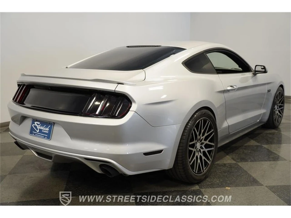 2015 Ford S550 Mustang - Image 12 of 31