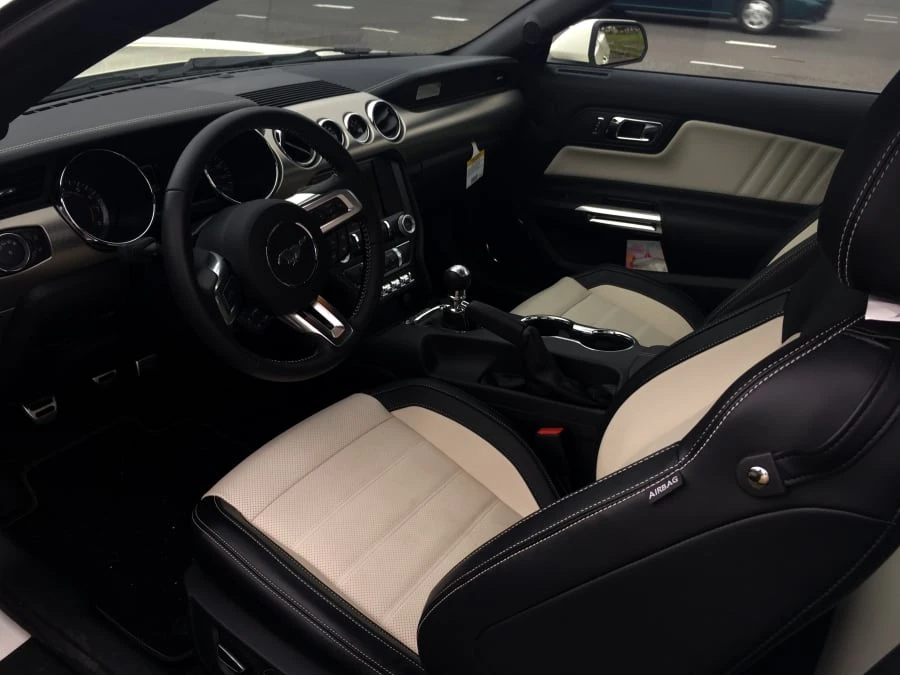 2015 Ford S550 Mustang - Image 2 of 4