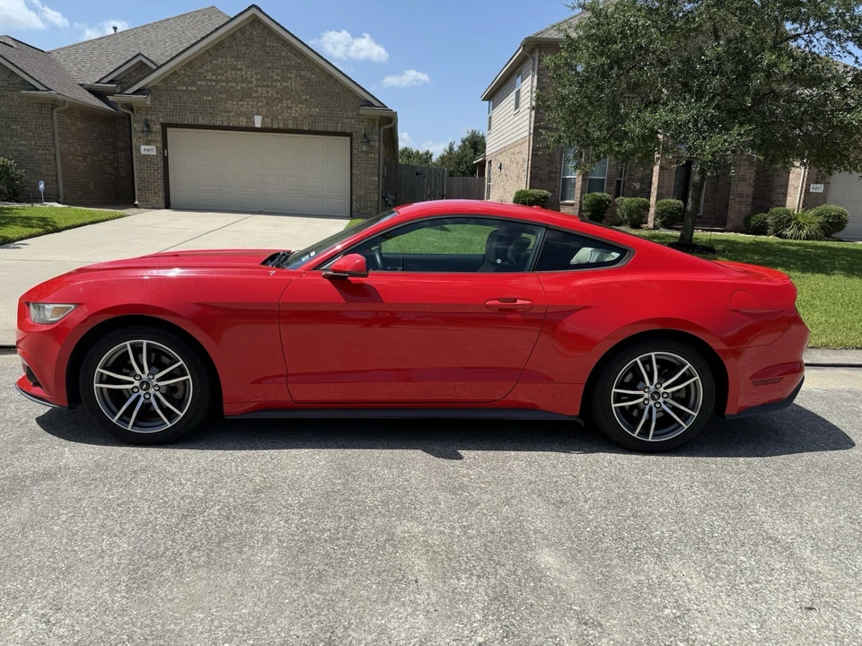 2015 Ford S550 Mustang - Image 2 of 9