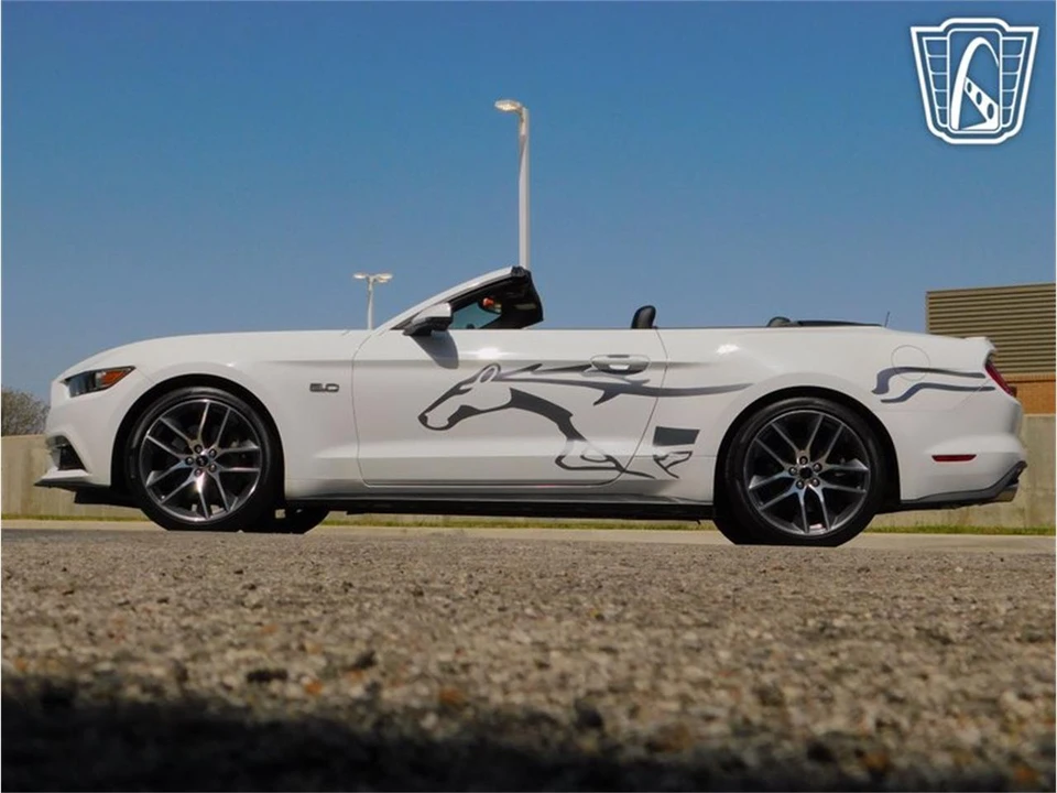 2015 Ford S550 Mustang - Image 11 of 31