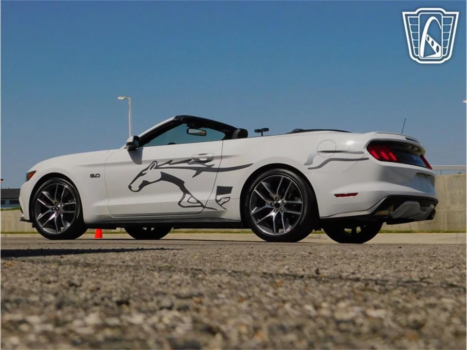 2015 Ford S550 Mustang - Image 12 of 31