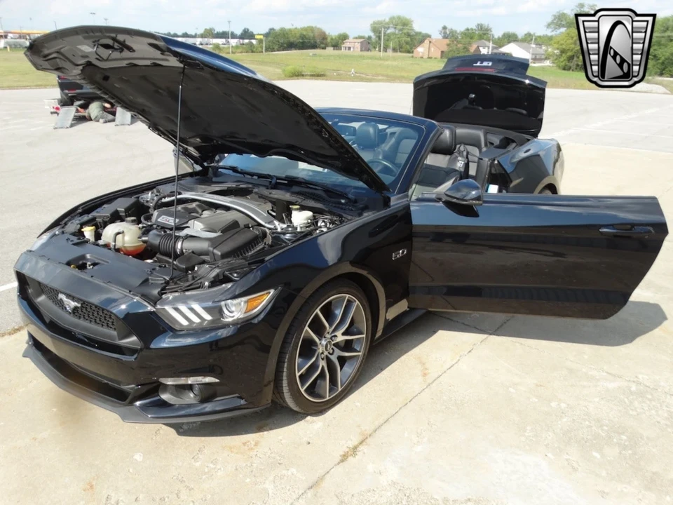 2015 Ford S550 Mustang - Image 13 of 21
