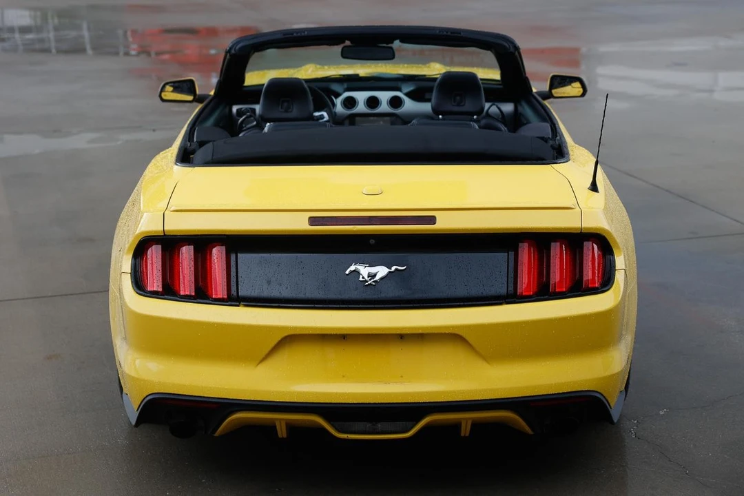 2015 Ford S550 Mustang - Image 7 of 31