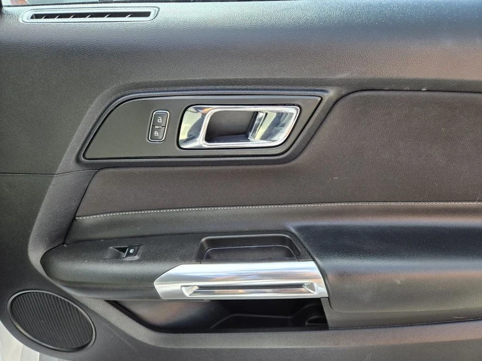 2015 Ford S550 Mustang - Image 13 of 21
