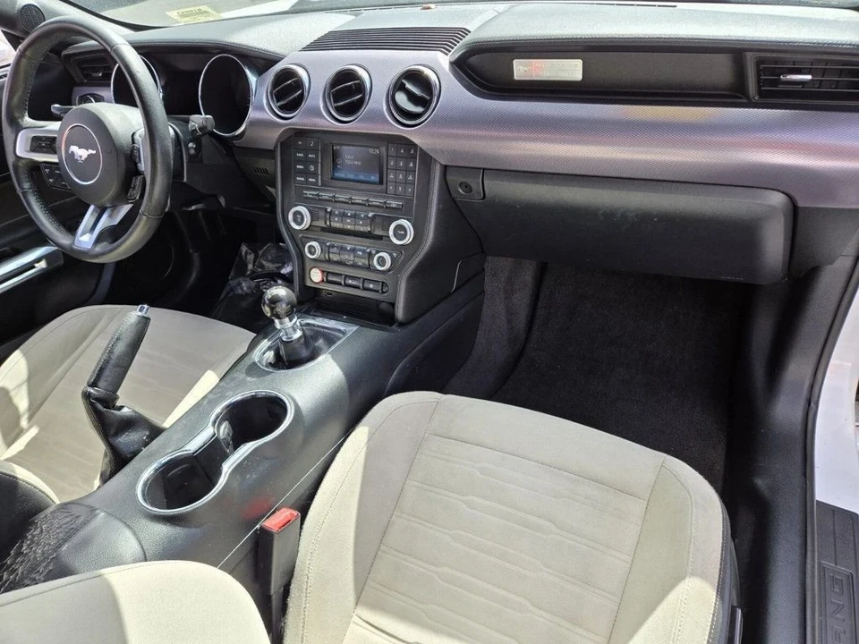 2015 Ford S550 Mustang - Image 12 of 21