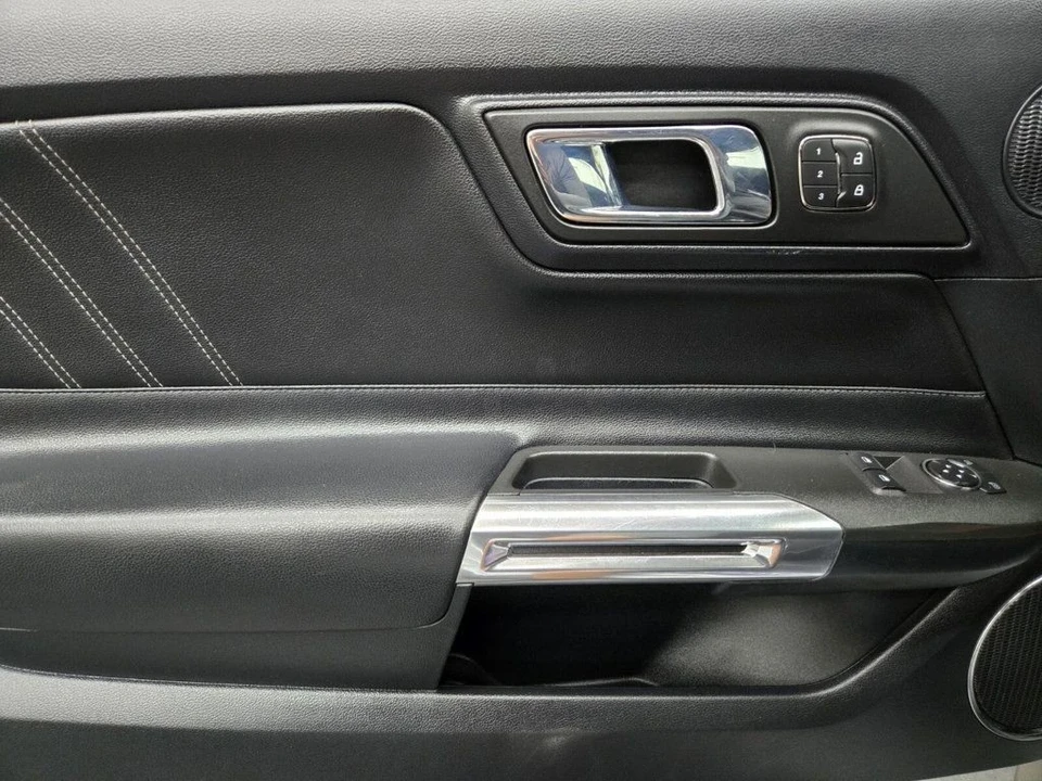 2015 Ford S550 Mustang - Image 13 of 18